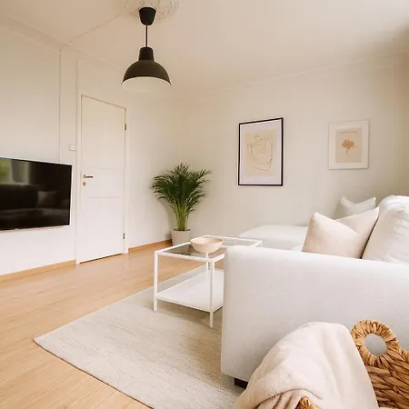 Twin Flat 2nd Floor Centre - Norwegians Minimum Age 25 Διαμέρισμα Μπέργκεν