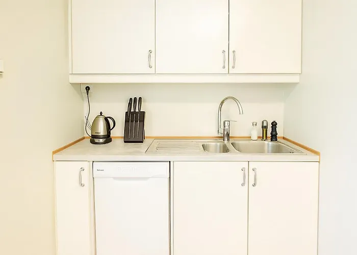 Apartman Twin Flat 2nd Floor Centre - Norwegians Minimum Age 25 *